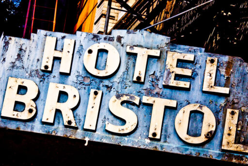 This image has an empty alt attribute; its file name is hotel-bristol-e1685305054160.jpg