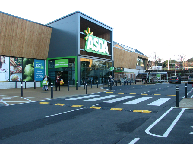 The new Asda store in Hall Road - geograph.org.uk - 4745216